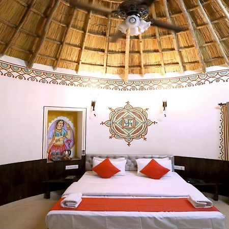 Hotel Vijayvargiya Dhani Bikaner Eksteriør bilde